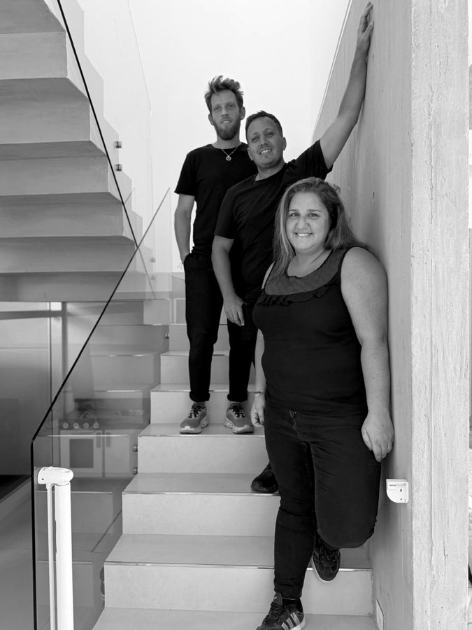 Los tres socios de LOSTRES — estudio de arquitectura comercial en Buenos Aires